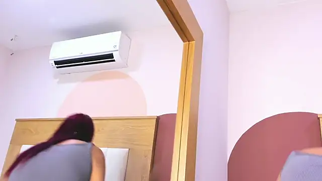 ZoeMorris online show from 09.30.25