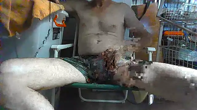 Lovyourpuss online show from 02.06.26