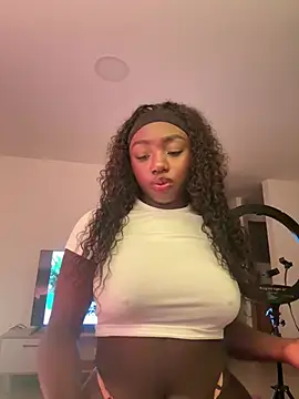 alissradiante1 online show from 01.16.26