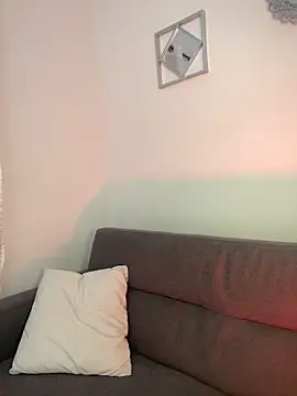 alissradiante1 online show from 04.05.26