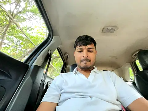 Snapshot of midnight_24 chatting on 10.27.25 midnight 24 online show from 10.27.25