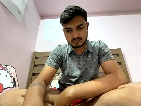 Snapshot of midnight_24 chatting on 12.01.25 midnight 24 online show from 12.01.25