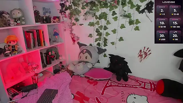 sarahminage  online show from 11.20.25