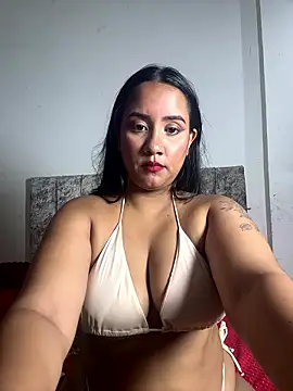 Snapshot of VelaAndEdwar chatting on 01.17.26 VelaAndEdwar online show from 01.17.26