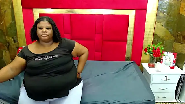 Snapshot of Exoticbigmandy chatting on 01.13.25 Exoticbigmandy online show from 01.13.25