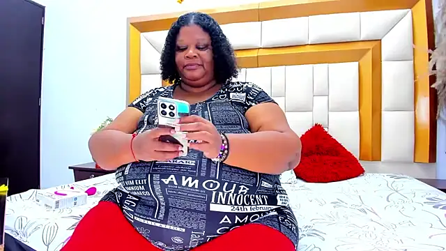 Snapshot of Exoticbigmandy chatting on 03.20.25 Exoticbigmandy online show from 03.20.25