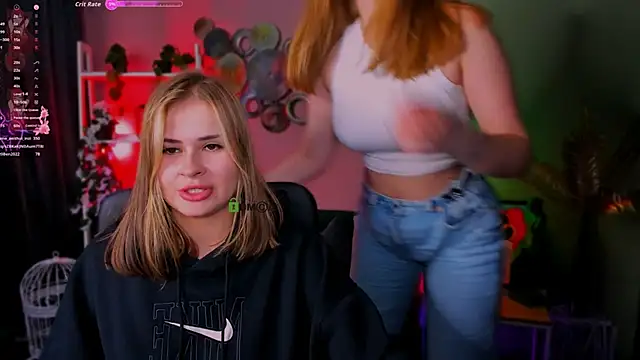 Snapshot of jeren_smile chatting on 09.29.25 jeren smile online show from 09.29.25