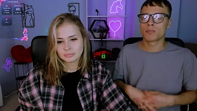 Snapshot of jeren_smile chatting on 10.04.25 jeren smile online show from 10.04.25