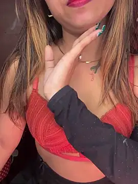 Snapshot of Scarlett_1819 chatting on 02.22.26 Scarlett 1819 online show from 02.22.26