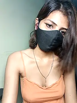 Snapshot of Isha_Sax chatting on 09.15.25 Isha Sax online show from 09.15.25