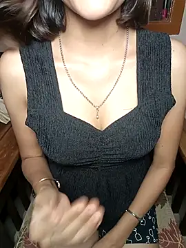 Snapshot of Isha_Sax chatting on 09.16.25 Isha Sax online show from 09.16.25