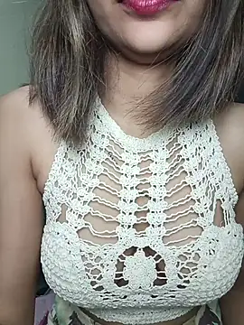 Snapshot of Isha_Sax chatting on 11.21.25 Isha Sax online show from 11.21.25