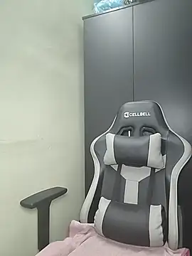 Snapshot of Isha_Sax chatting on 02.03.26 Isha Sax online show from 02.03.26