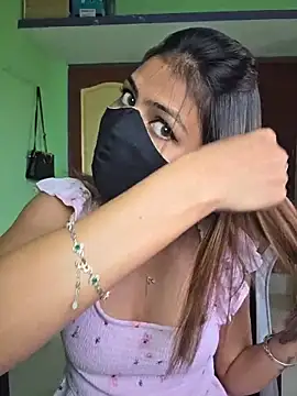 Snapshot of Isha_Sax chatting on 04.04.26 Isha Sax online show from 04.04.26