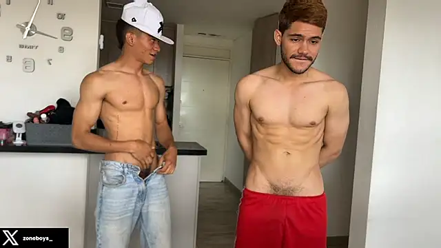 Snapshot of zoneboys chatting on 06.19.26 zoneboys online show from 06.19.26