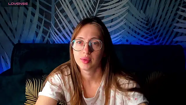 ChristyCrayme online show from 10.14.25