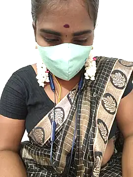 Snapshot of Tamil_riyalini12 chatting on 09.10.25 Tamil riyalini12 online show from 09.10.25