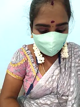 Snapshot of Tamil_riyalini12 chatting on 09.27.25 Tamil riyalini12 online show from 09.27.25