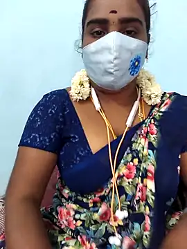 Snapshot of Tamil_riyalini12 chatting on 11.08.25 Tamil riyalini12 online show from 11.08.25