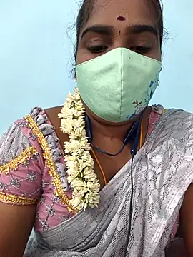 Snapshot of Tamil_riyalini12 chatting on 11.20.25 Tamil riyalini12 online show from 11.20.25