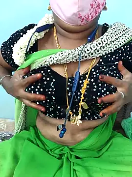 Snapshot of Tamil_riyalini12 chatting on 03.17.26 Tamil riyalini12 online show from 03.17.26