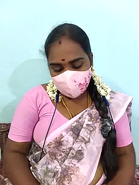 Snapshot of Tamil_riyalini12 chatting on 04.05.26 Tamil riyalini12 online show from 04.05.26