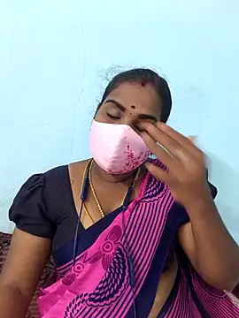 Snapshot of Tamil_riyalini12 chatting on 04.10.26 Tamil riyalini12 online show from 04.10.26