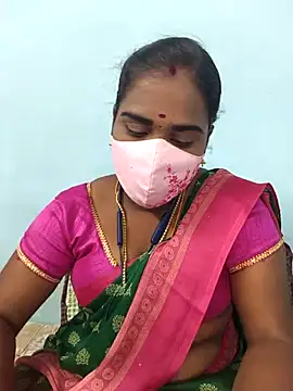 Snapshot of Tamil_riyalini12 chatting on 04.11.26 Tamil riyalini12 online show from 04.11.26