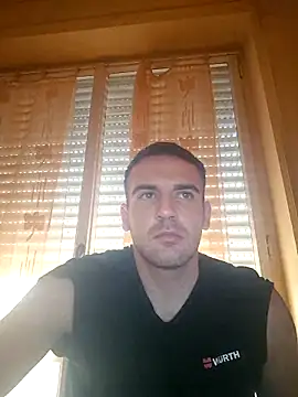 Snapshot of thedoctor977 chatting on 11.25.25 thedoctor977 online show from 11.25.25