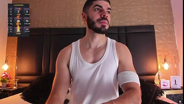 AxelThompson  online show from 10.08.25