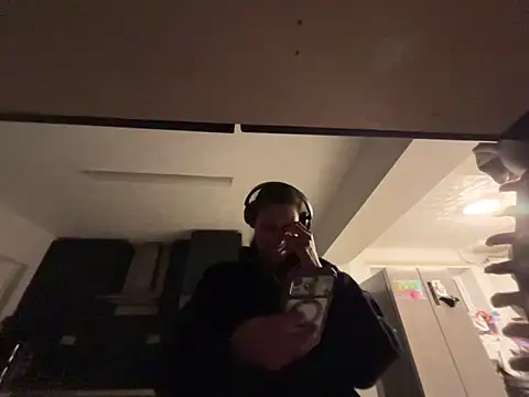 DarkAngelz1 online show from 05.18.26