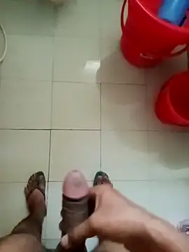 Snapshot of zim200 chatting on 04.01.26 zim200 online show from 04.01.26