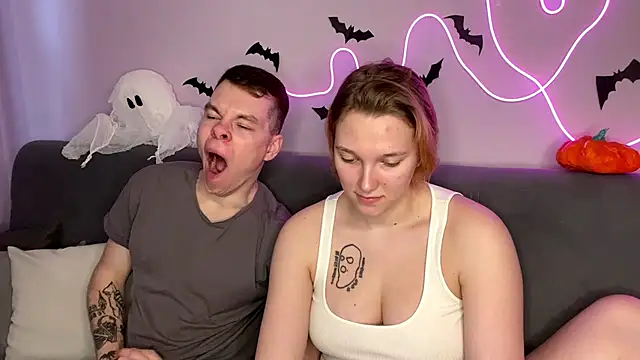 julielourens online show from 11.01.25