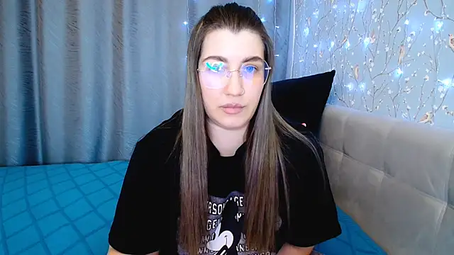 Snapshot of CherryZlata chatting on 01.09.26 CherryZlata online show from 01.09.26