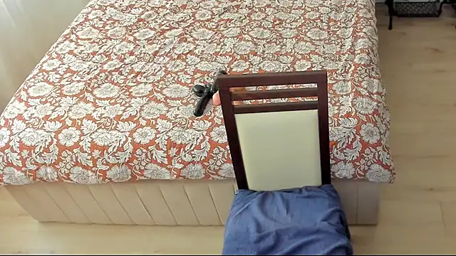 Snapshot of Squirt_Kimm chatting on 04.16.26 Squirt Kimm online show from 04.16.26