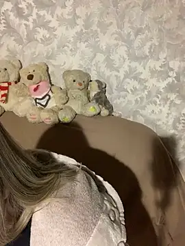 Snapshot of hotsteacher chatting on 02.23.26 hotsteacher online show from 02.23.26