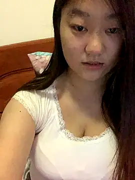 Snapshot of xialuo25 chatting on 11.02.25 xialuo25 online show from 11.02.25