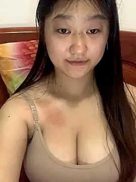 Snapshot of xialuo25 chatting on 11.23.25 xialuo25 online show from 11.23.25