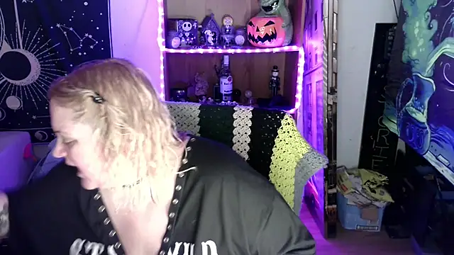 Kinky Witch online show from 03.27.26