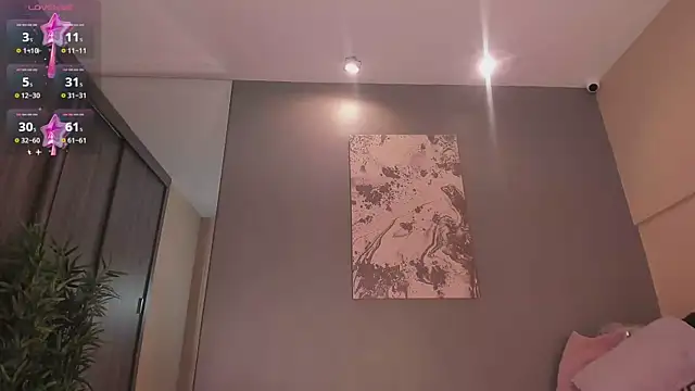 Hailey-Fox online show from 12.19.25