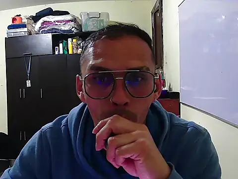 DOBLEWYOSK69G online show from 09.18.25