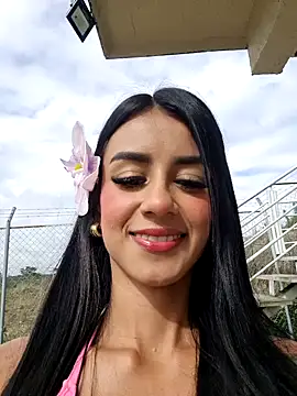 Juliana Xander online show from 01.16.26