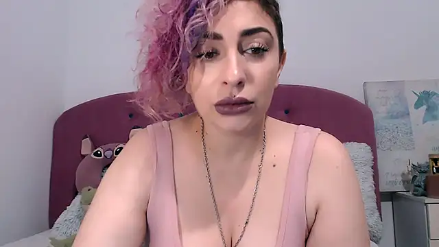 Snapshot of AAARUNY chatting on 11.22.25 AAARUNY online show from 11.22.25