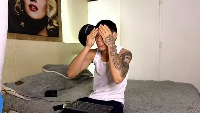 Snapshot of 777_camilo chatting on 09.25.25 777 camilo online show from 09.25.25