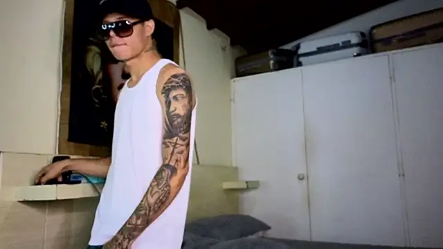 Snapshot of 777_camilo chatting on 09.27.25 777 camilo online show from 09.27.25