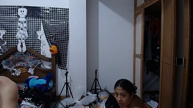 Snapshot of Aria_Arthur chatting on 11.02.25 Aria Arthur online show from 11.02.25