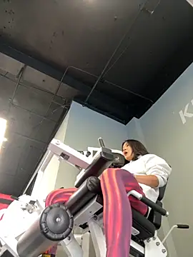 Ninazhang online show from 11.09.25