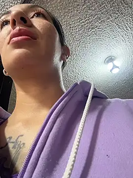 SALOME KORLAND online show from 12.05.25