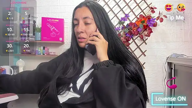 Snapshot of SALOME_KORLAND chatting on 06.20.26 SALOME KORLAND online show from 06.20.26