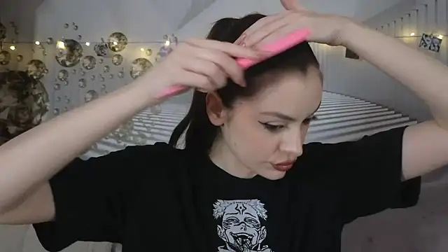 EvoletteLouLou online show from 03.18.26